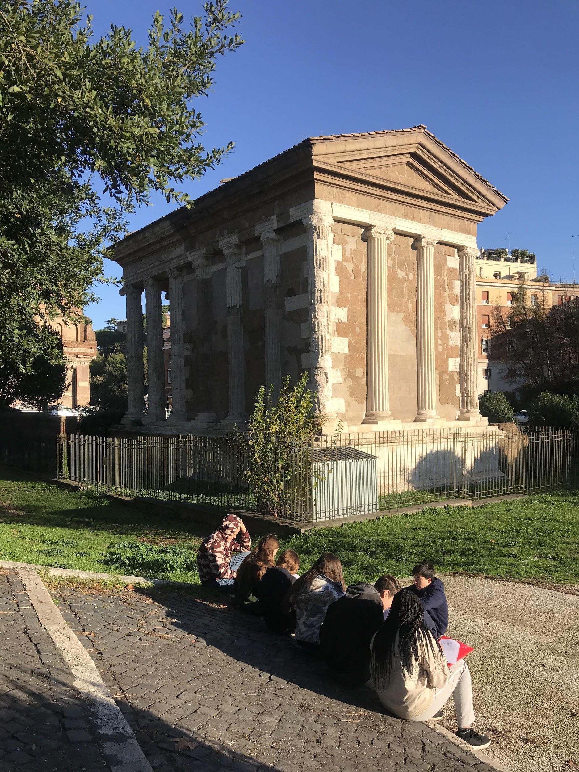 cortile city of rome 2